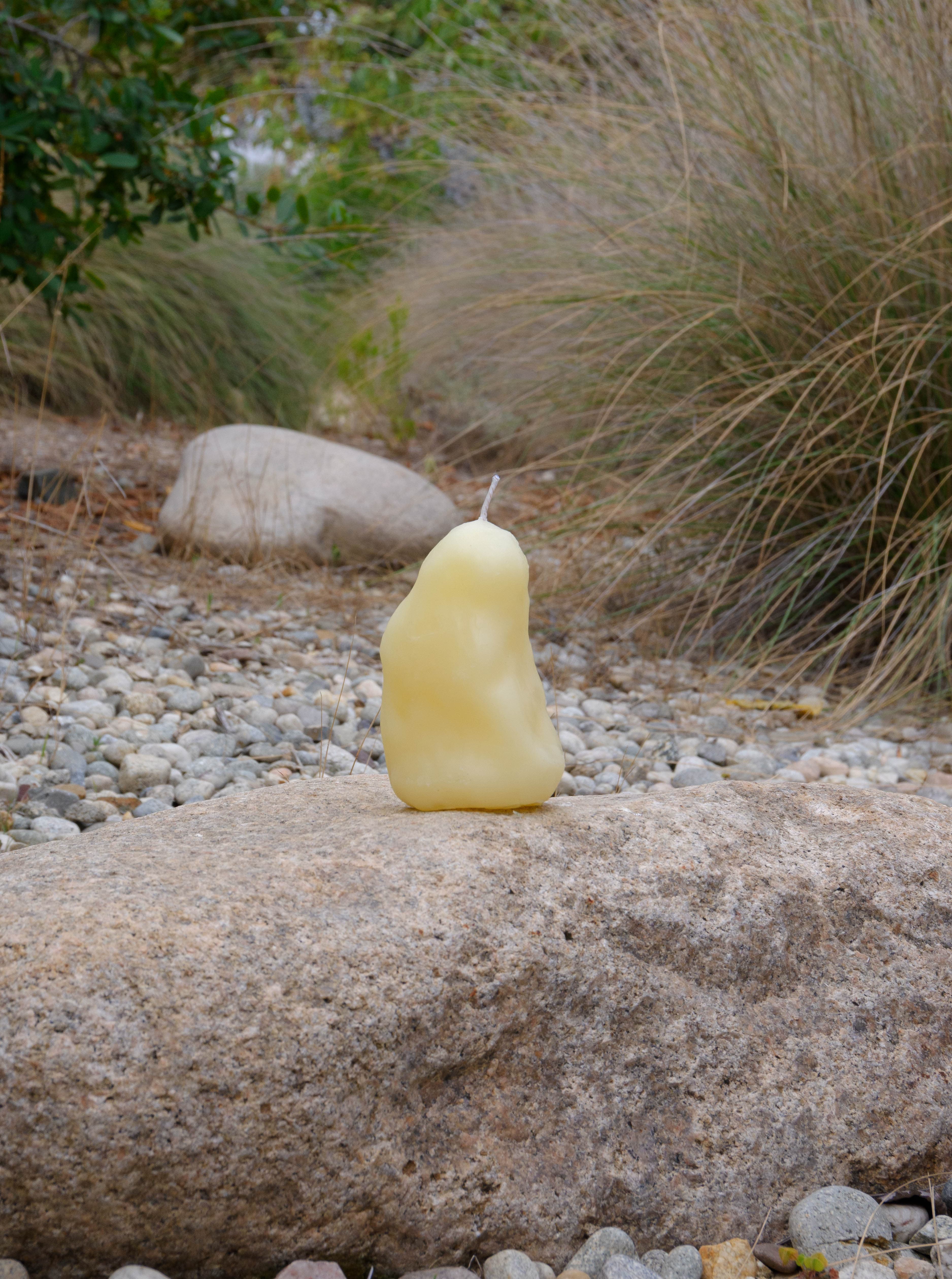 nui-be-candle-white