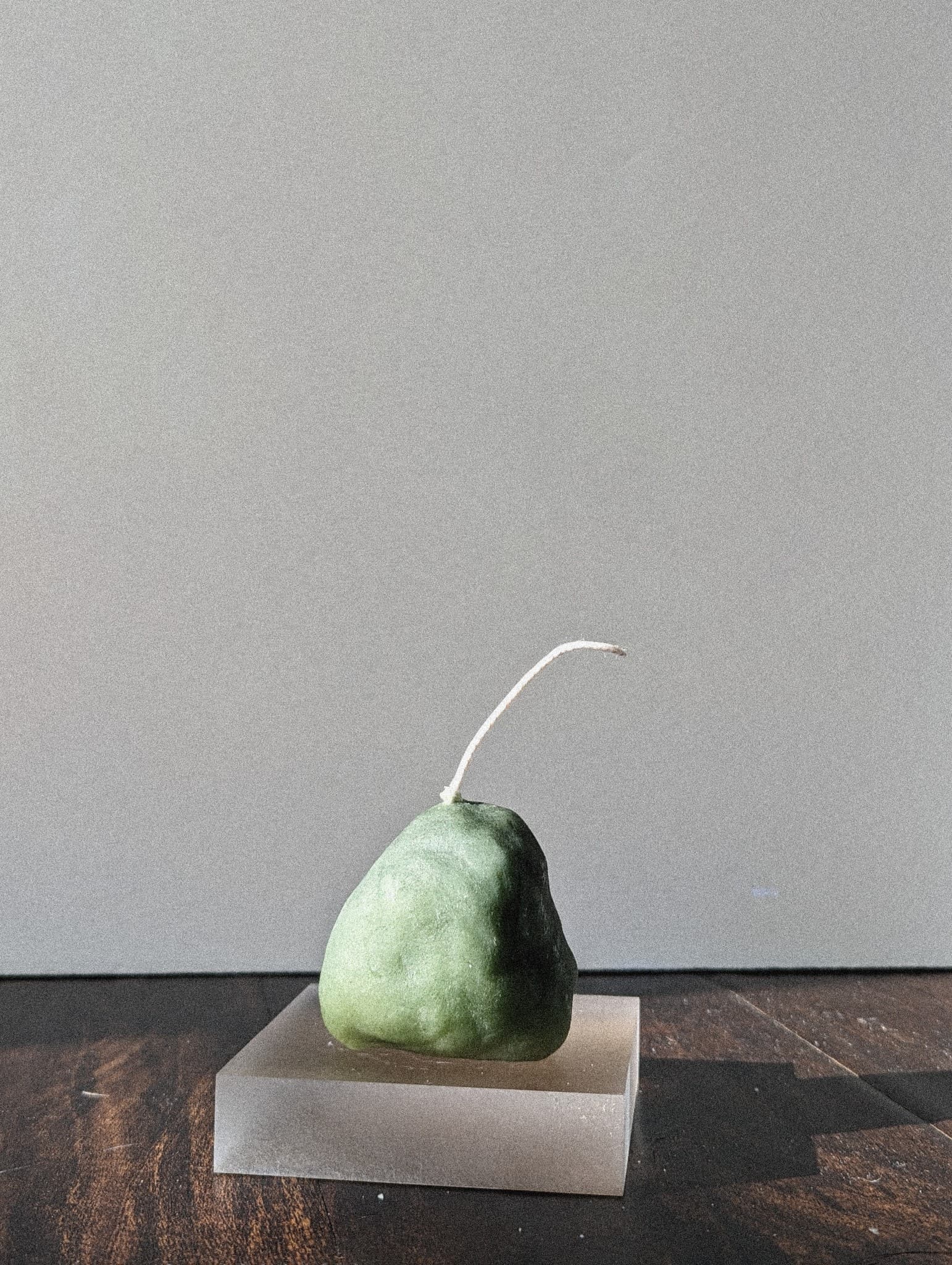 be-candle-white