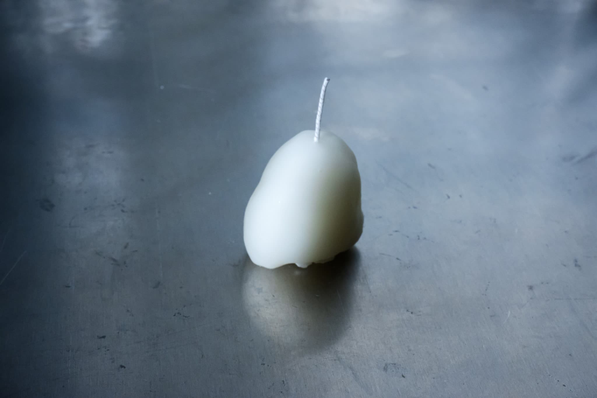 be-candle-white