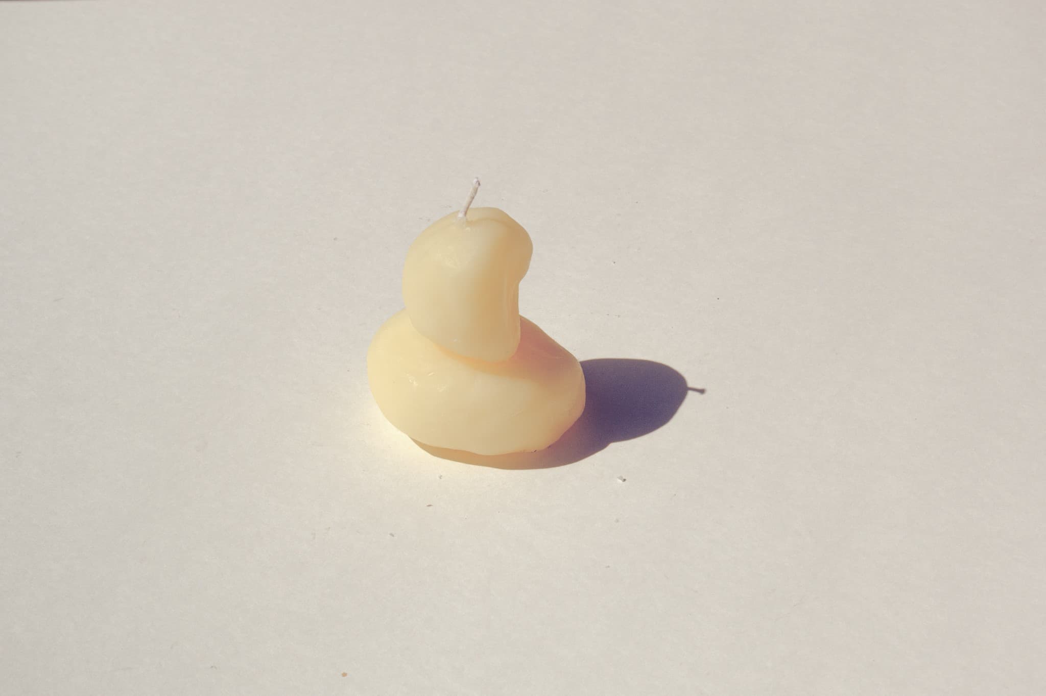 lam-candle-white