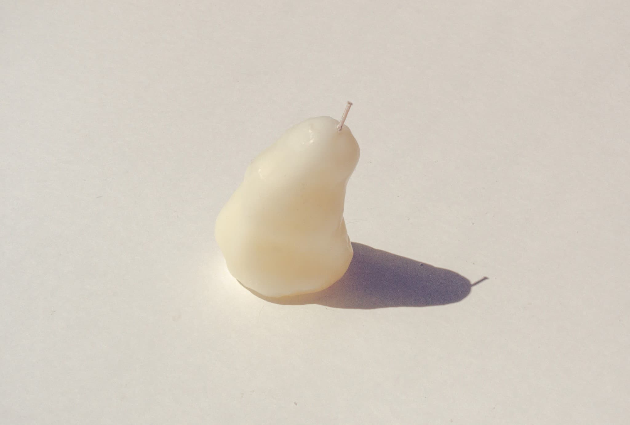 nui-be-candle-white