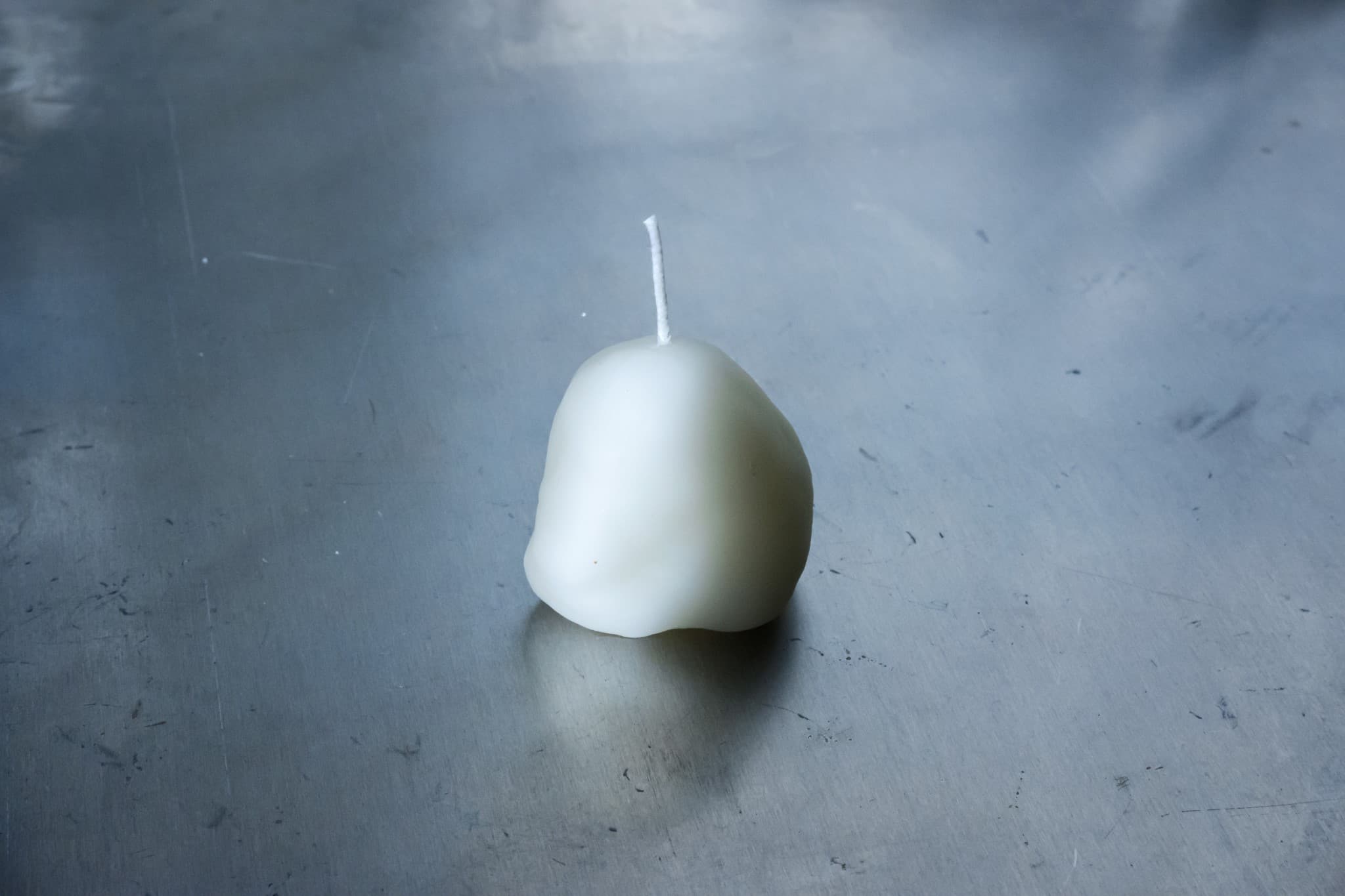 be-candle-white