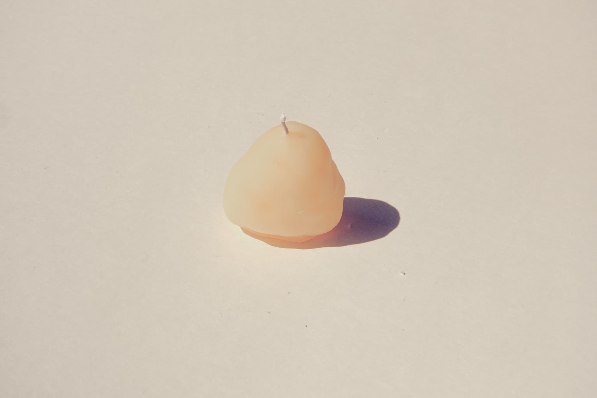 be-candle-white